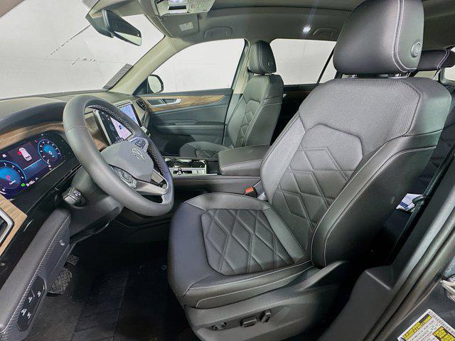 new 2025 Volkswagen Atlas car, priced at $41,486