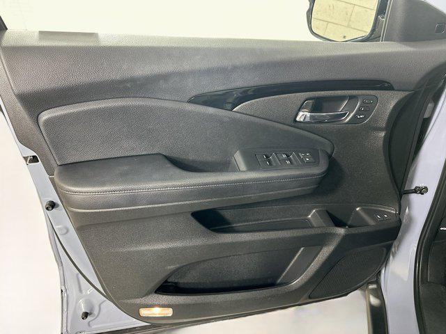 used 2022 Honda Pilot car, priced at $31,690