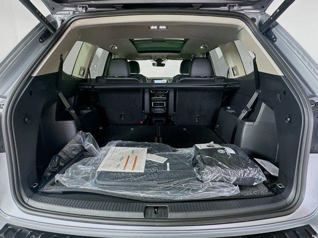 new 2025 Volkswagen Atlas car, priced at $41,564