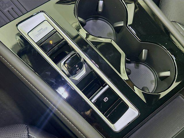 new 2025 Volkswagen Atlas car, priced at $41,564