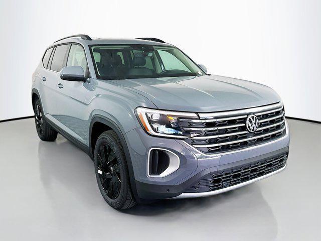 new 2025 Volkswagen Atlas car, priced at $44,131