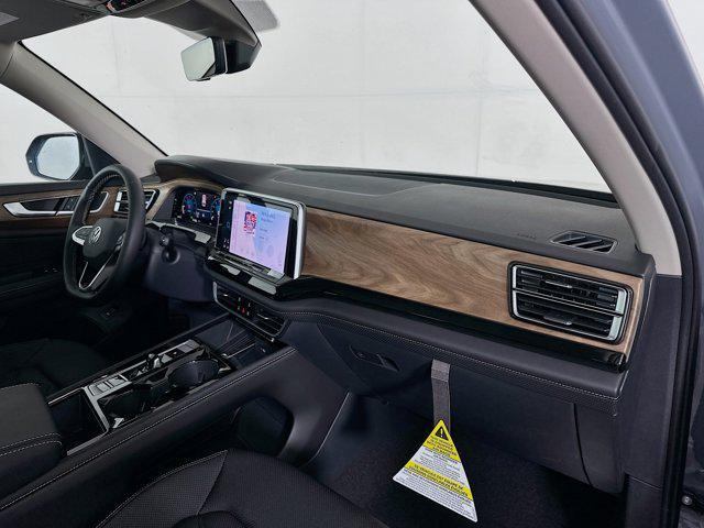 new 2025 Volkswagen Atlas car, priced at $44,131