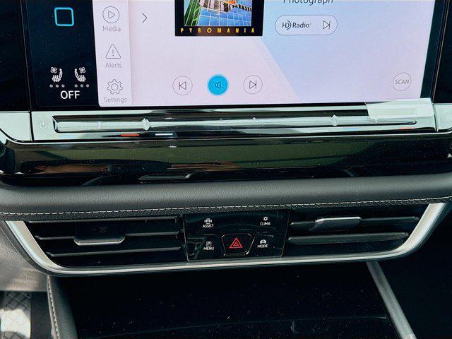 new 2026 Volkswagen Atlas car, priced at $43,305