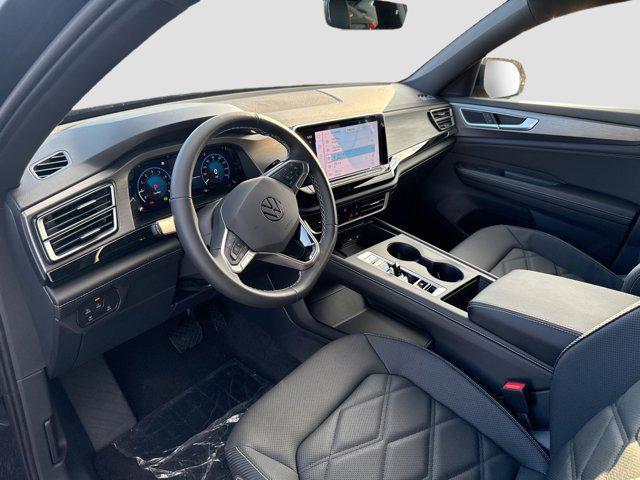 new 2026 Volkswagen Atlas Cross Sport car, priced at $38,385