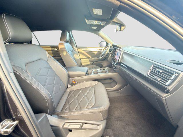 new 2026 Volkswagen Atlas Cross Sport car, priced at $38,385