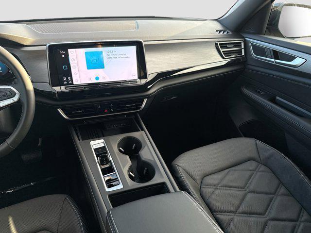 new 2026 Volkswagen Atlas Cross Sport car, priced at $38,385