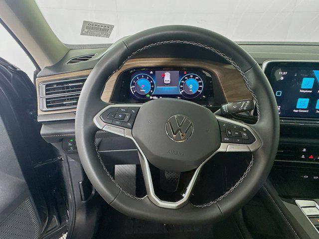 new 2025 Volkswagen Atlas car, priced at $41,454