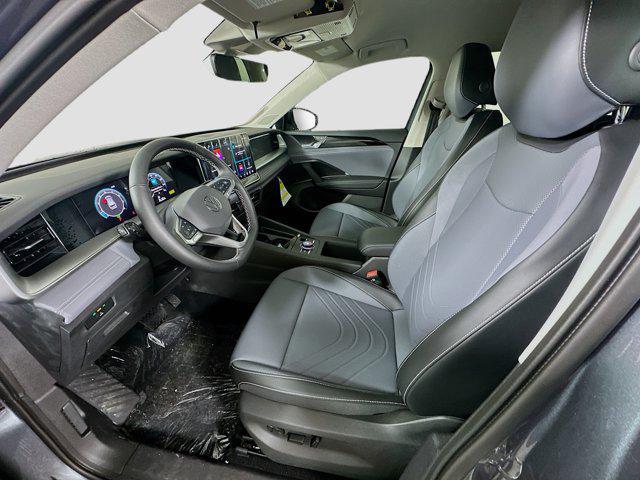 new 2025 Volkswagen Tiguan car, priced at $33,611
