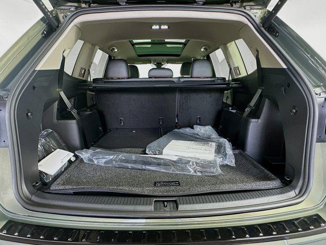 new 2025 Volkswagen Atlas car, priced at $45,834