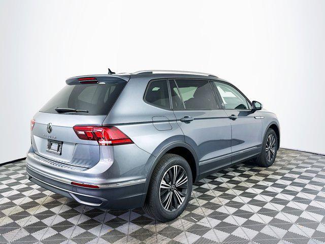 new 2024 Volkswagen Tiguan car, priced at $27,014