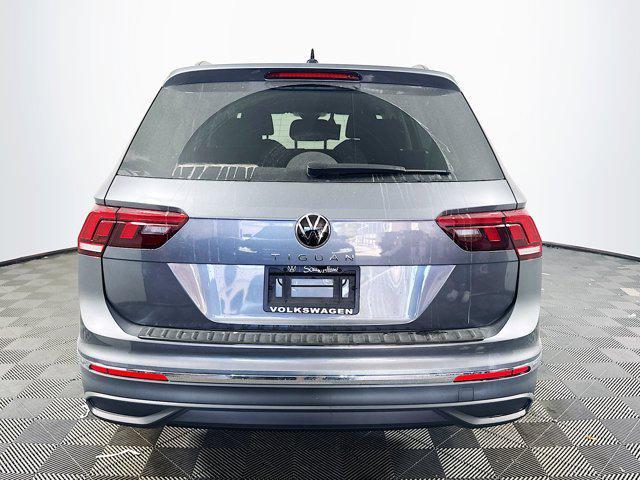 new 2024 Volkswagen Tiguan car, priced at $25,118