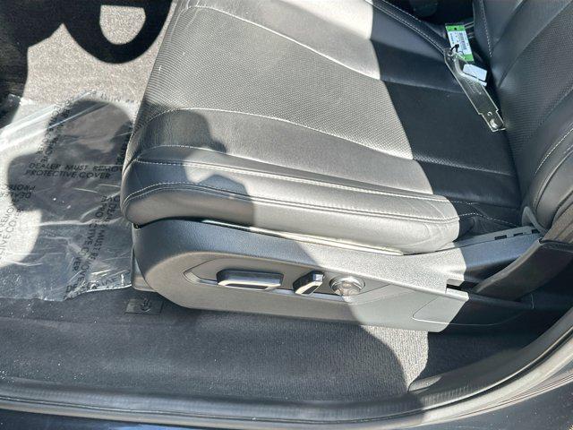 used 2023 Acura MDX car, priced at $34,679