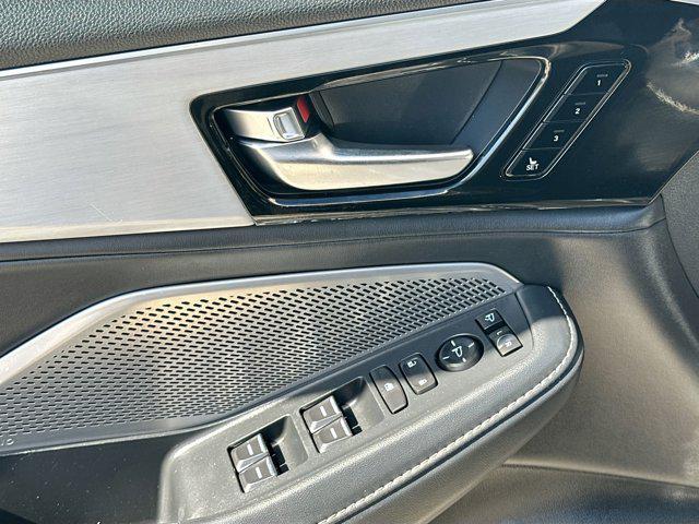 used 2023 Acura MDX car, priced at $34,679