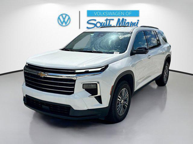 used 2024 Chevrolet Traverse car, priced at $32,591