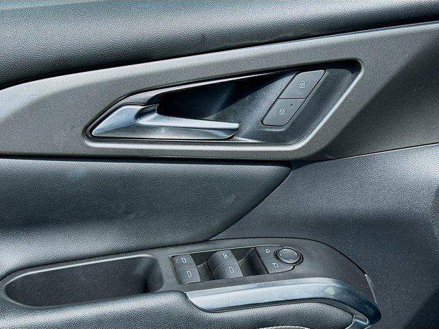 used 2024 Chevrolet Traverse car, priced at $32,591