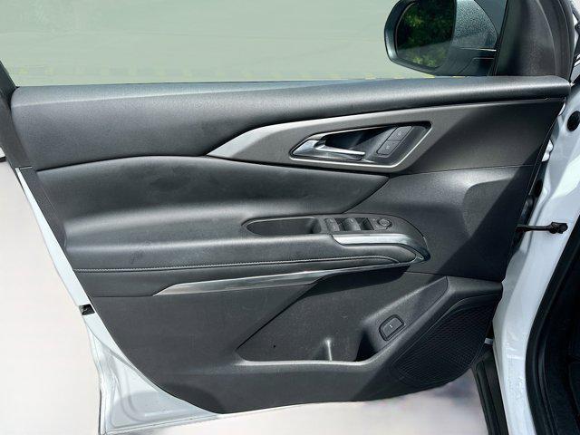 used 2024 Chevrolet Traverse car, priced at $32,591