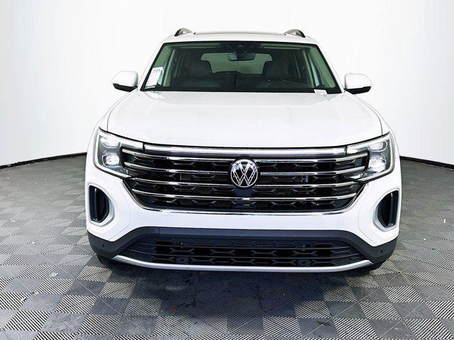 new 2025 Volkswagen Atlas car, priced at $43,596