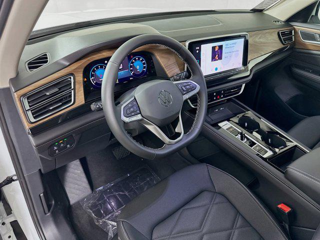 new 2025 Volkswagen Atlas car, priced at $43,596
