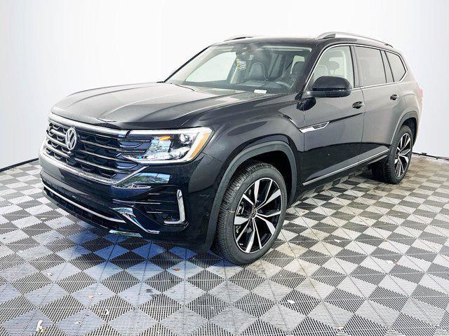 new 2025 Volkswagen Atlas car, priced at $52,168