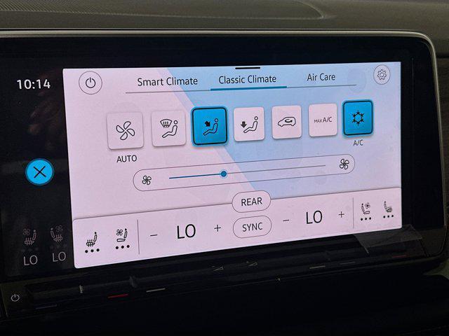 new 2025 Volkswagen Atlas car, priced at $52,168