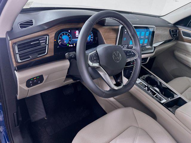 new 2025 Volkswagen Atlas car, priced at $44,266