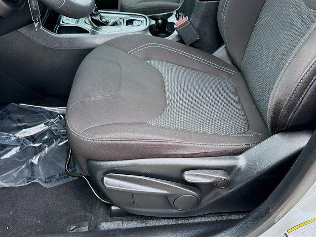 used 2019 Jeep Cherokee car, priced at $13,100