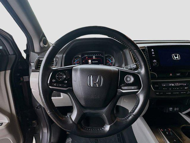 used 2022 Honda Pilot car, priced at $27,308