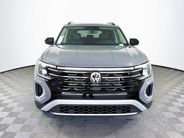 new 2025 Volkswagen Atlas car, priced at $46,271