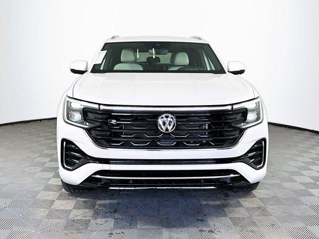 new 2024 Volkswagen Atlas Cross Sport car, priced at $52,301