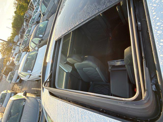 new 2026 Volkswagen Atlas car, priced at $45,649