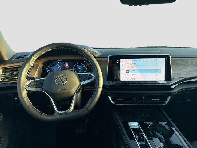 new 2026 Volkswagen Atlas car, priced at $45,649