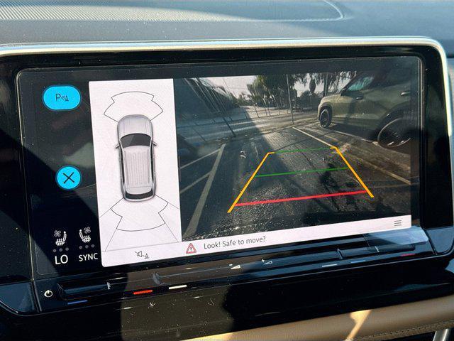 new 2026 Volkswagen Atlas Cross Sport car, priced at $43,558