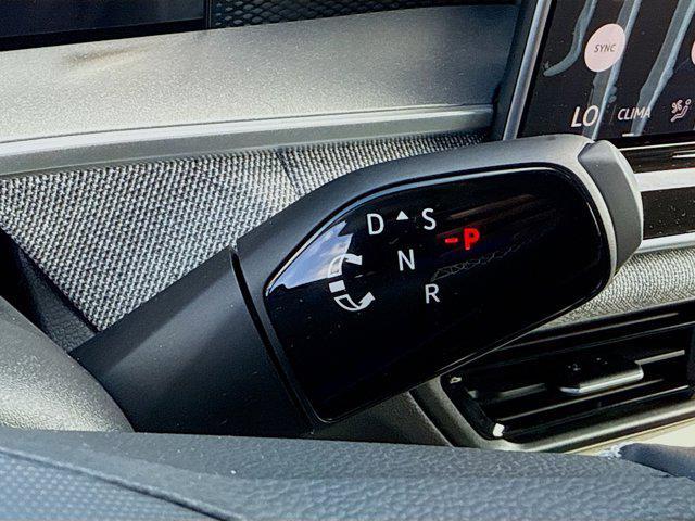 new 2025 Volkswagen Tiguan car, priced at $28,265