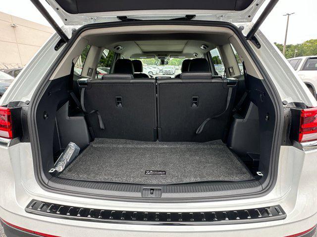 new 2026 Volkswagen Atlas car, priced at $45,649