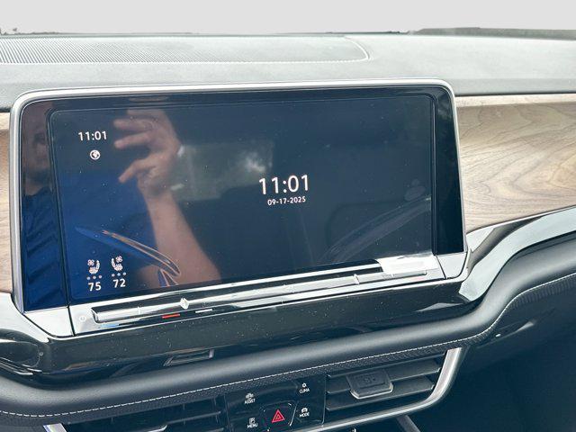 new 2026 Volkswagen Atlas car, priced at $45,649