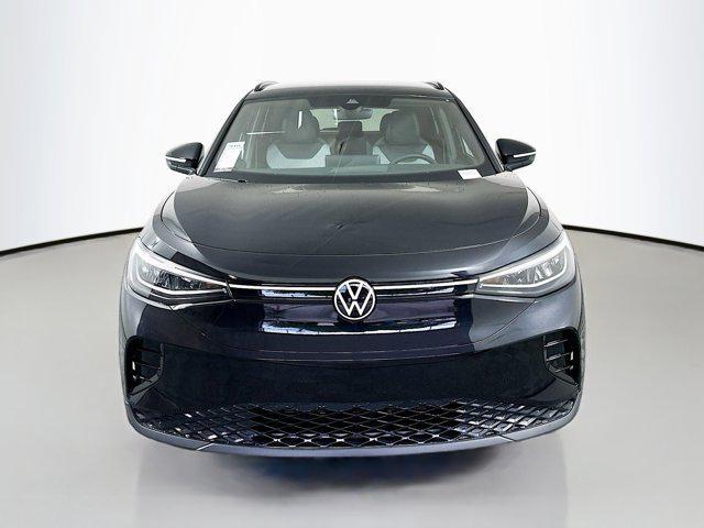 new 2025 Volkswagen ID.4 car, priced at $47,068