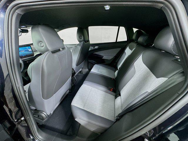 new 2025 Volkswagen ID.4 car, priced at $47,068