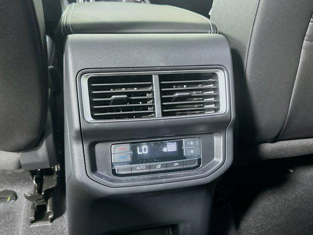 new 2025 Volkswagen Atlas car, priced at $45,056