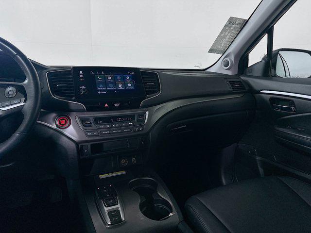 used 2022 Honda Pilot car, priced at $28,894