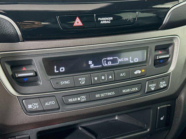 used 2022 Honda Pilot car, priced at $28,894