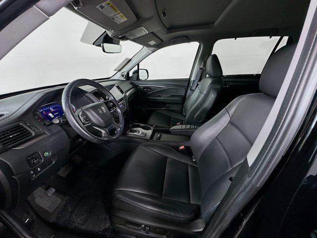 used 2022 Honda Pilot car, priced at $28,894