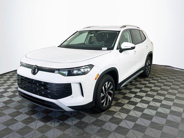 new 2025 Volkswagen Tiguan car, priced at $31,511