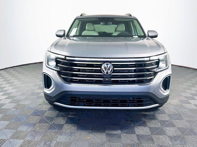 new 2025 Volkswagen Atlas car, priced at $42,084