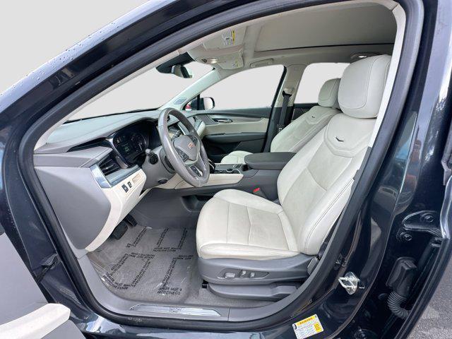 used 2023 Cadillac XT5 car, priced at $27,431
