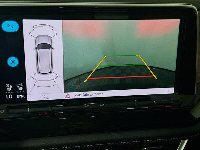 new 2025 Volkswagen Atlas car, priced at $43,578