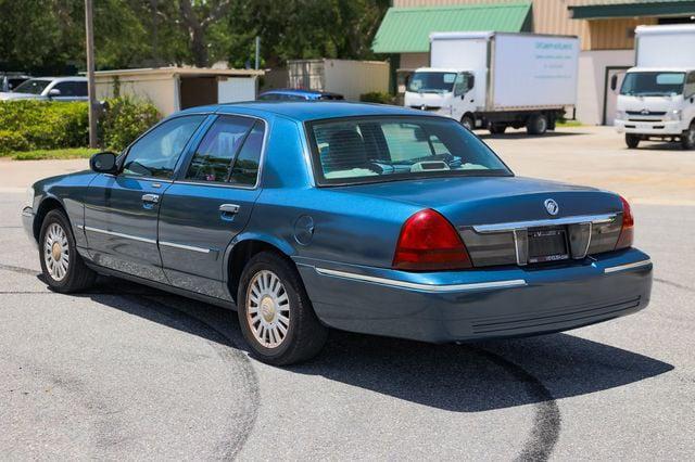 used 2007 Mercury Grand Marquis car, priced at $6,491