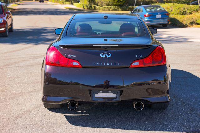 used 2011 INFINITI G37 car, priced at $17,995