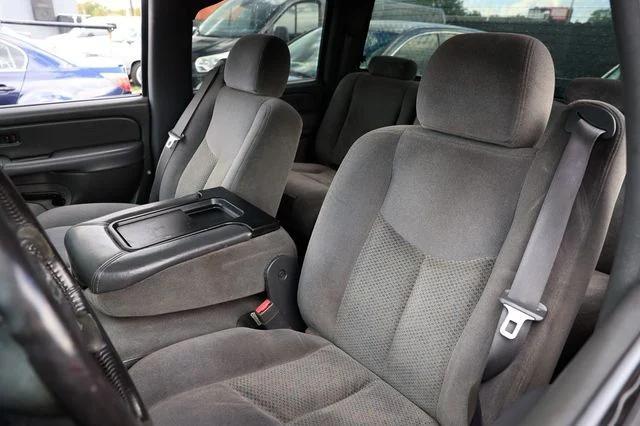 used 2006 Chevrolet Silverado 1500 car, priced at $3,995