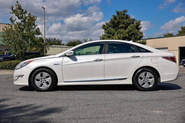 used 2012 Hyundai Sonata Hybrid car, priced at $6,995