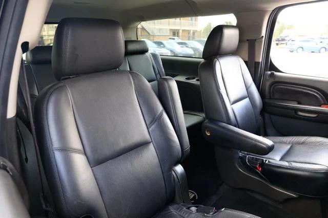 used 2014 Cadillac Escalade ESV car, priced at $12,495